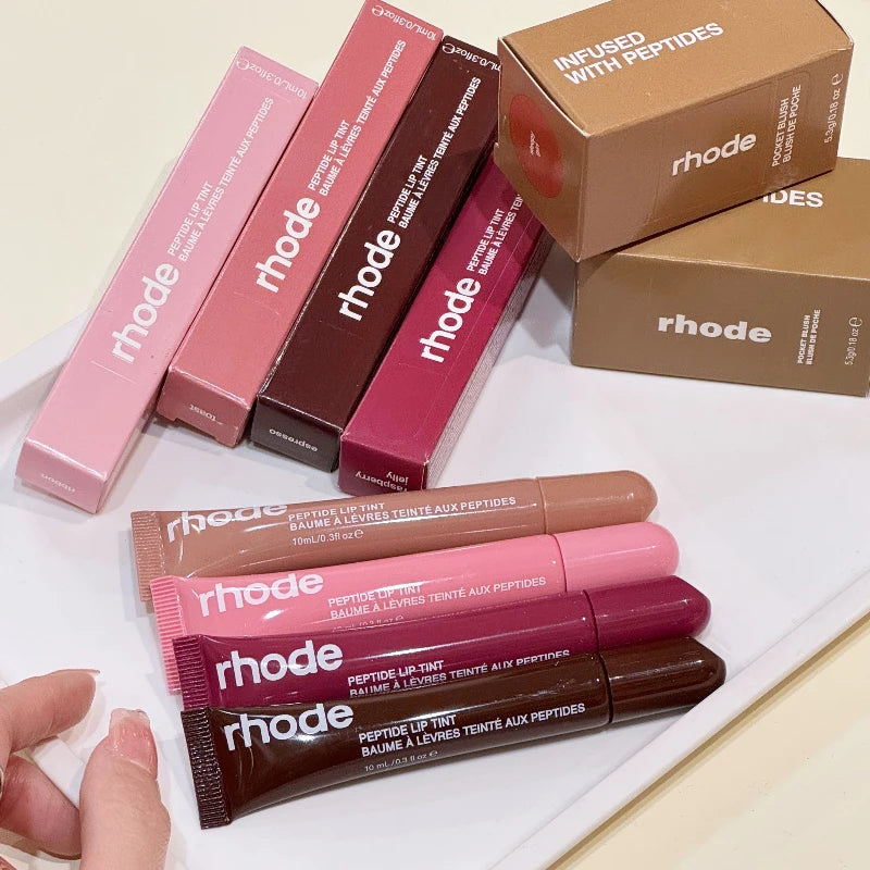 Plump Moisturizing Lip Glaze Essence