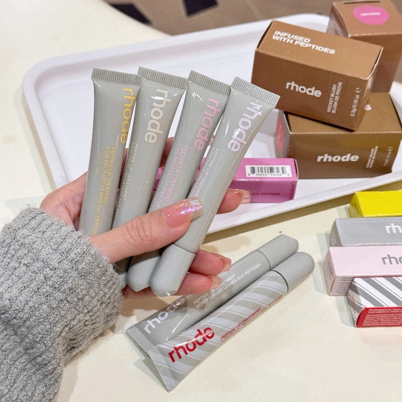 Plump Moisturizing Lip Glaze Essence